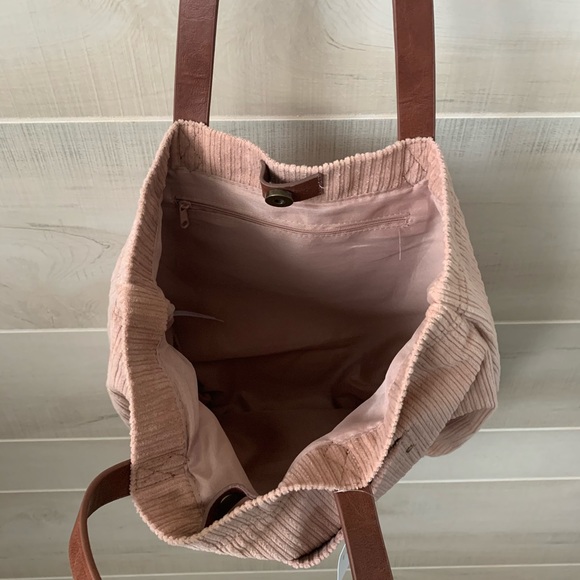 Time + Tru Tote Bundle - Picture 5 of 7